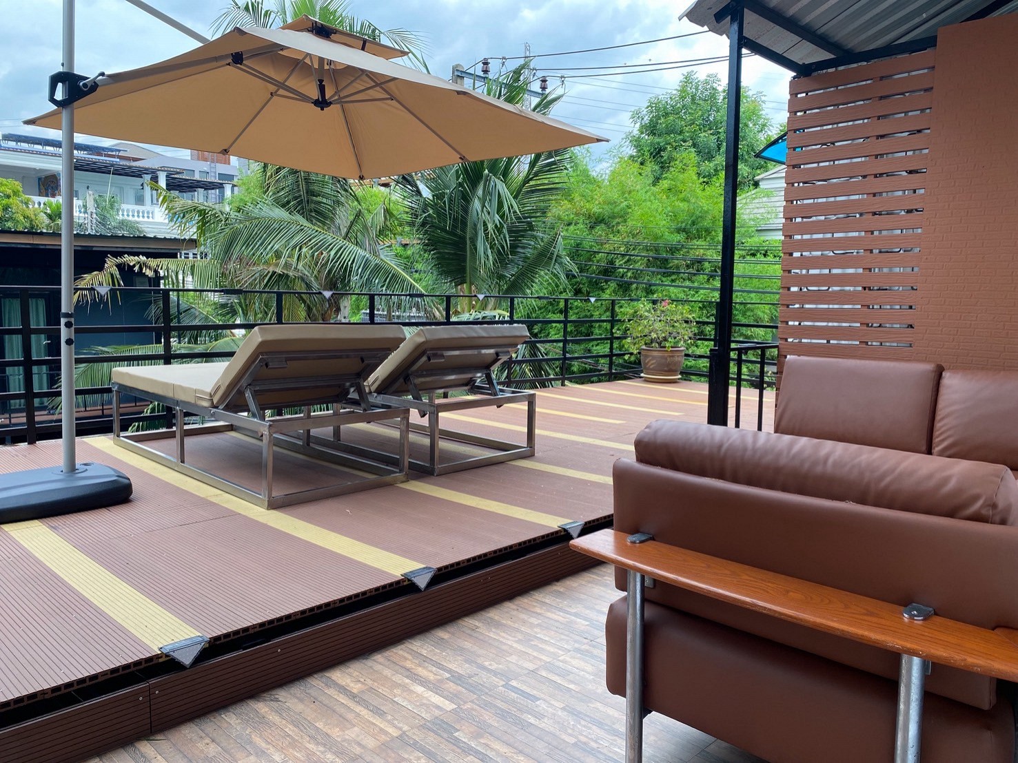 V20 Boutique Hotel