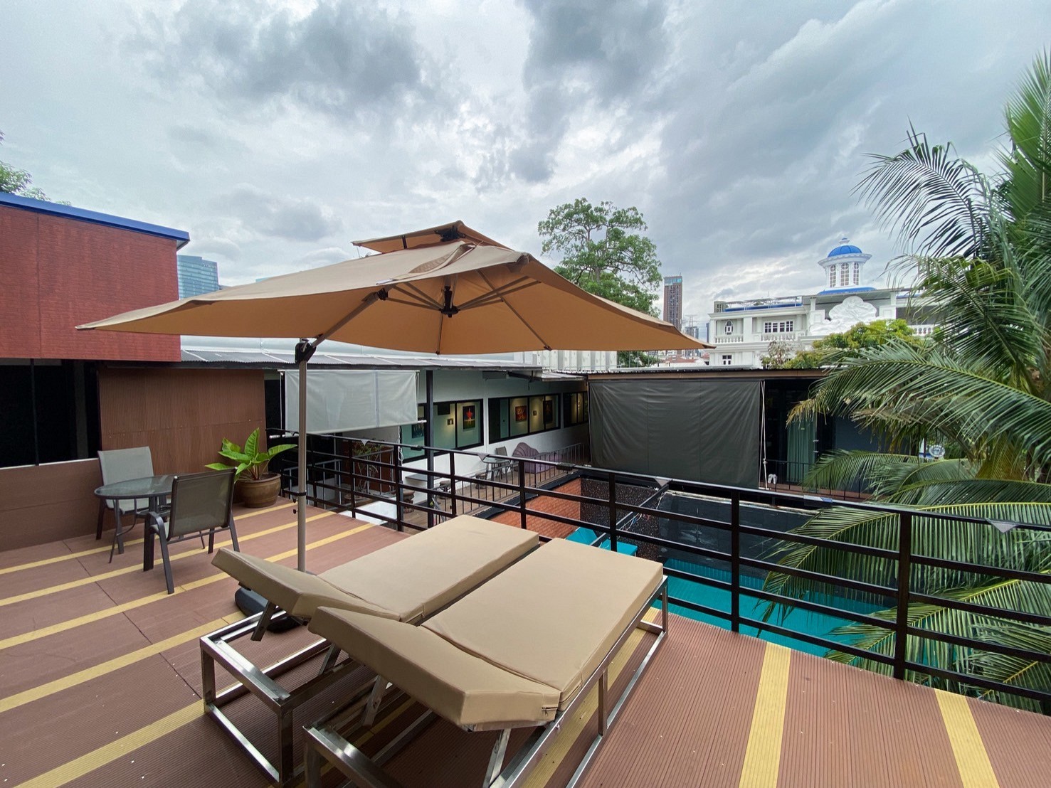 V20 Boutique Hotel